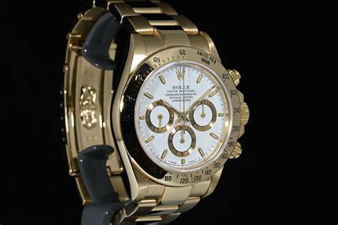 rolex daytona oro giallo con diamanti prezzo|Rolex Cosmograph Daytona in Oro giallo 18 ct, anse con diamanti .